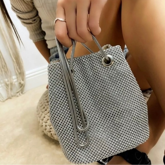 Gorgeous boutique full rhinestone mini drawstring evening crossbody satchel NWT - Picture 12 of 13
